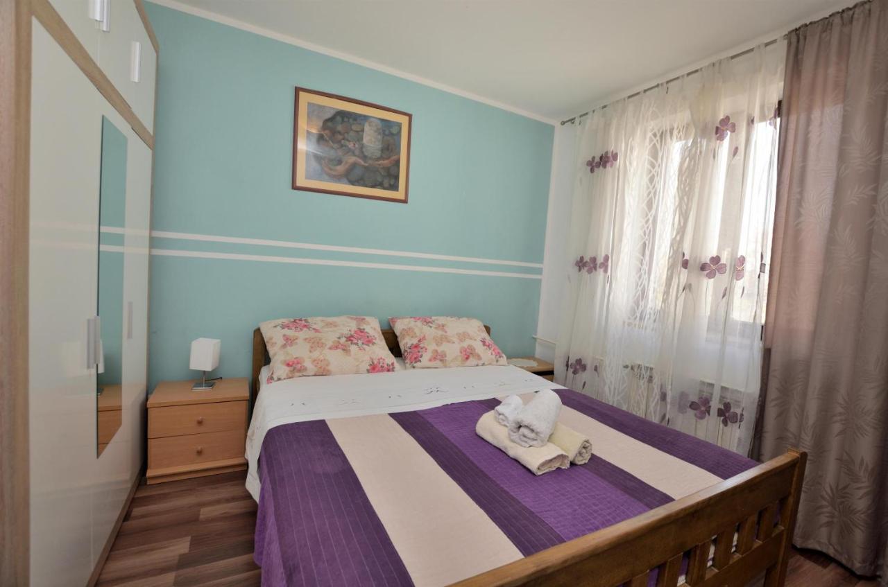 Apartments Medelin Rovinj Bilik gambar
